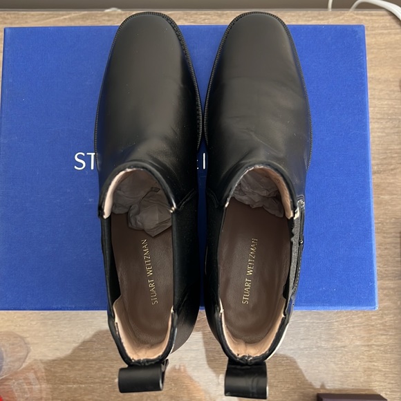 Stuart Weitzman Atom Boots Black Leather size 7.5 like-new condition - Picture 5 of 7